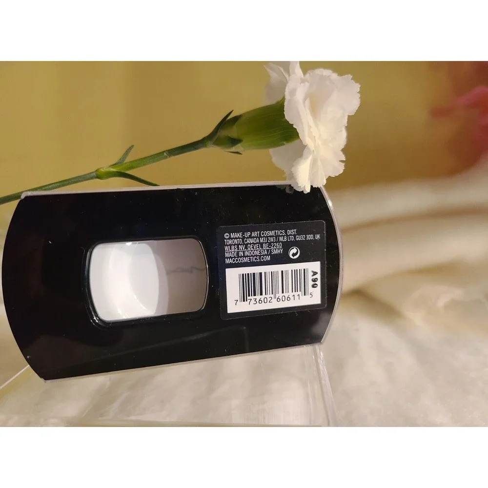 New MAC Cosmetics | False Eyelashes | A90 | Charmer Lash | 81